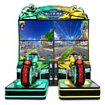 Bikers Madness DX, arcade μηχάνημα μοτοσυκλέτας δύο θέσεων με τέσσερις οθόνες και φωτιζόμενους τροχούς