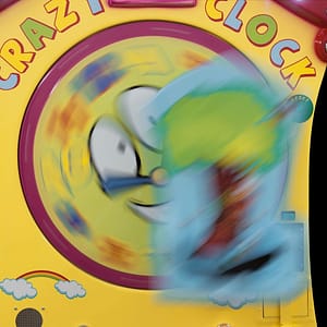 Crazy Clock — το κάθισμα σε περιστροφή πάνω στο καντράν του ρολογιού