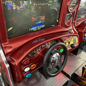 Fast and Furious Drift — τιμόνι, ταμπλό και χειριστήρια από κοντά