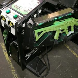 Ghost Squad DX — το χειριστήριο και το όπλο από κοντά
