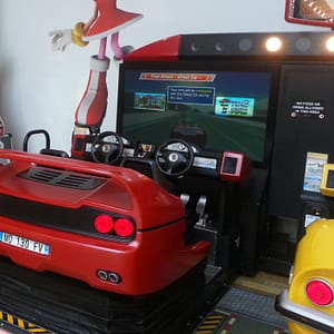 OutRun 2 SP SDX — η κόκκινη Ferrari θέση από κοντά