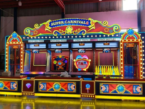 Super Carnival 2 — η έκδοση με τέσσερα παιχνίδια, μετωπική όψη