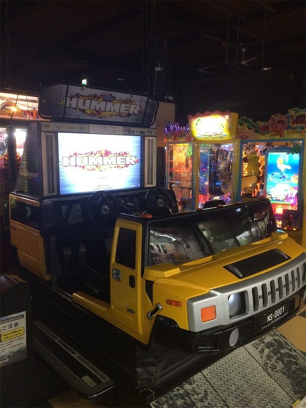 Hummer Deluxe — το μηχάνημα σε αίθουσα ψυχαγωγίας