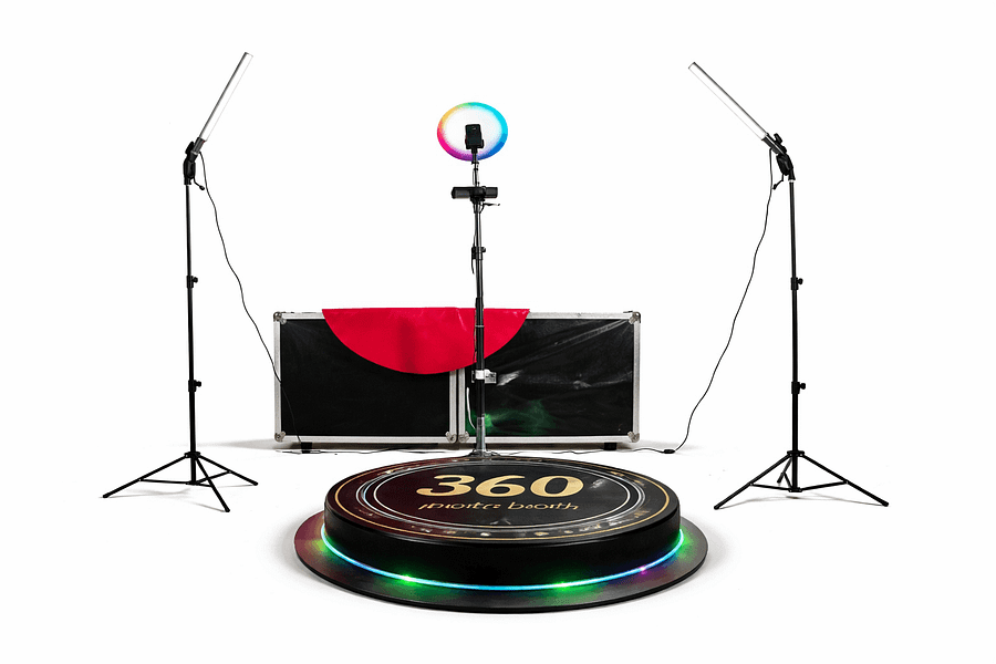 360 photo booth με LED φωτισμό — ενοικίαση για εκδηλώσεις στη Θεσσαλονίκη